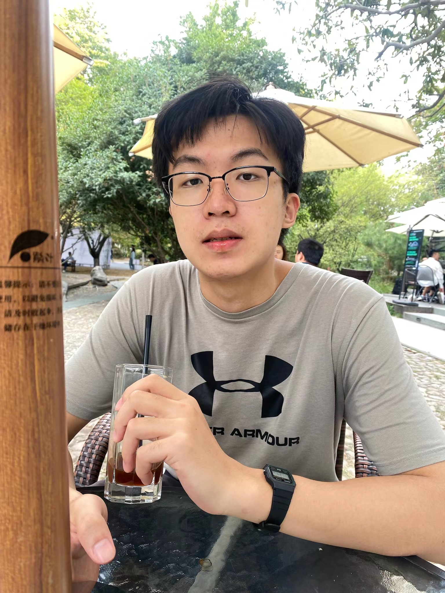 About Me Chengzhu Huang